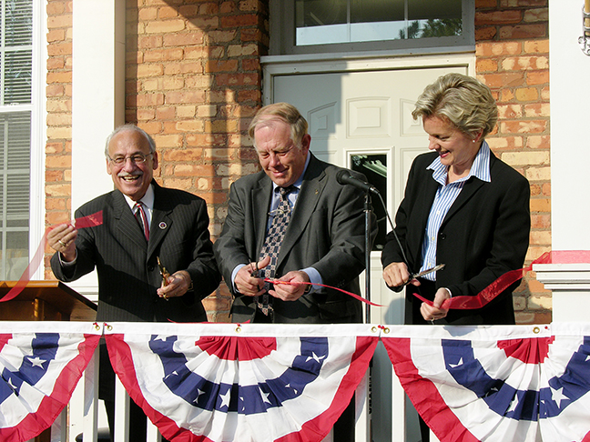 Corporate photography: Lansing Mayor Tony Benavides, Neogen CEO Jim Herbert and Michigan Governor Jennifer Granholm